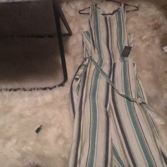 Vince Camuto Romper Brand New - Picture 1 of 3